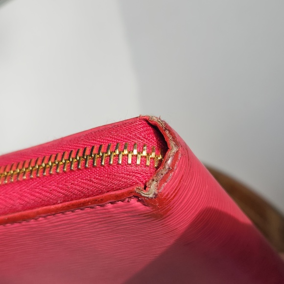 Prada Long Zip Wallet in Pink Authentication Included - Picture 12 of 14